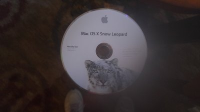 MACBOX SNOW LEOPARD DISC.jpg
