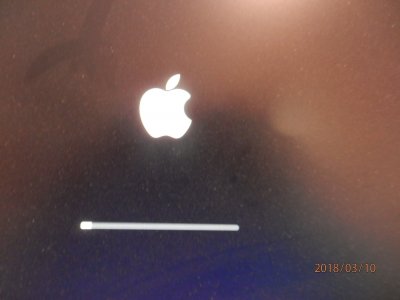 62.Apple logo with progress bar .JPG