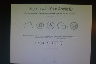 71.Sign with your Apple ID.JPG