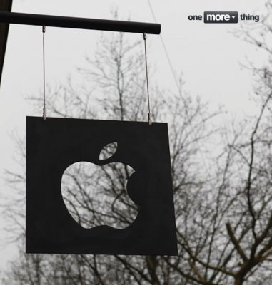 Apple_-Amsterdam_Store_1-625x657.jpg