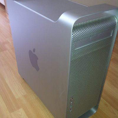 fully working with OS X Tiger 10.4.11 but with a PowerPC Processor 1,6 GHZ.