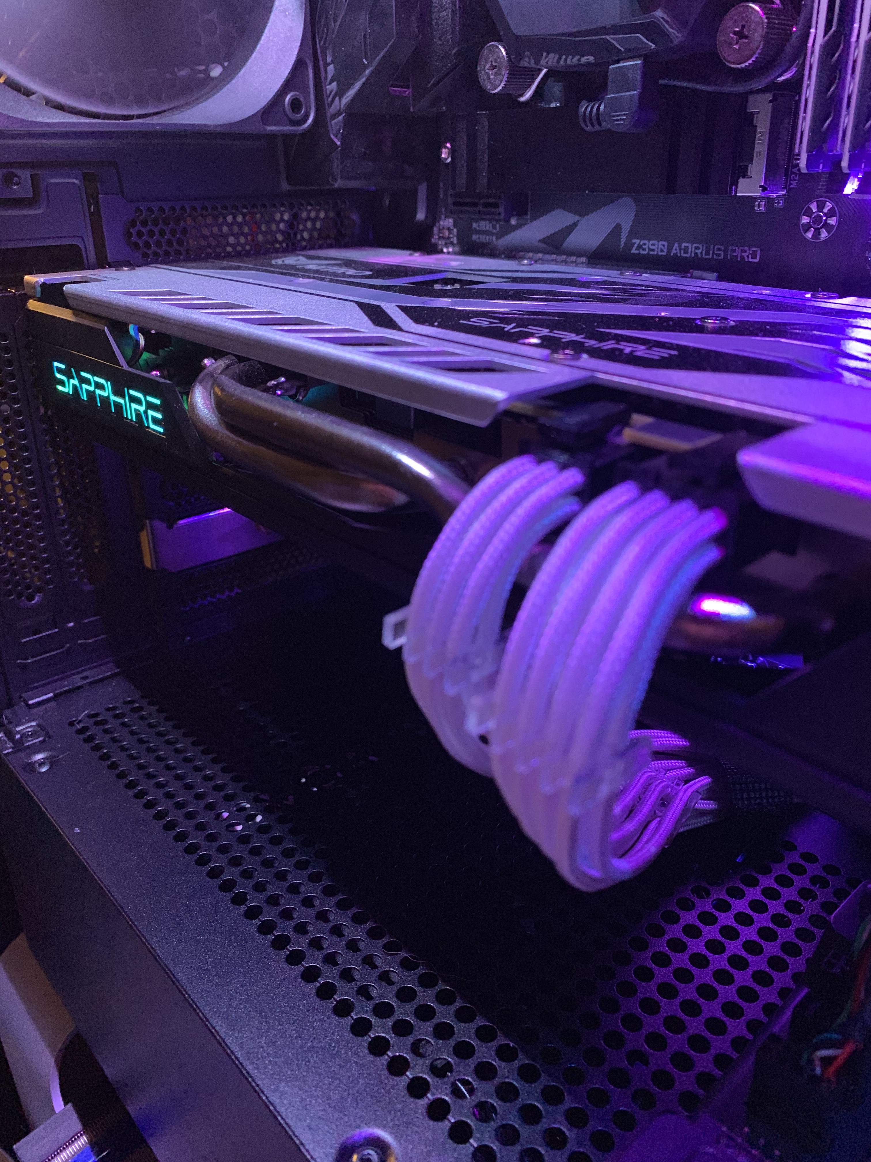 nⓩxtMac Pro GPU and Cable Sleeves